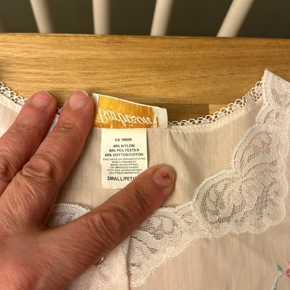 BARBIZON ⭐️ vintage sleepwear - Picture 7 of 7